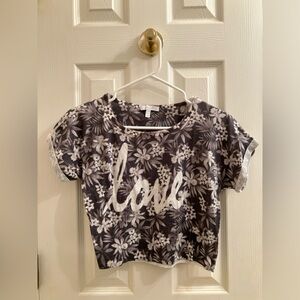 dELiA*s Monochrome Floral Short Sleeve Crop Top